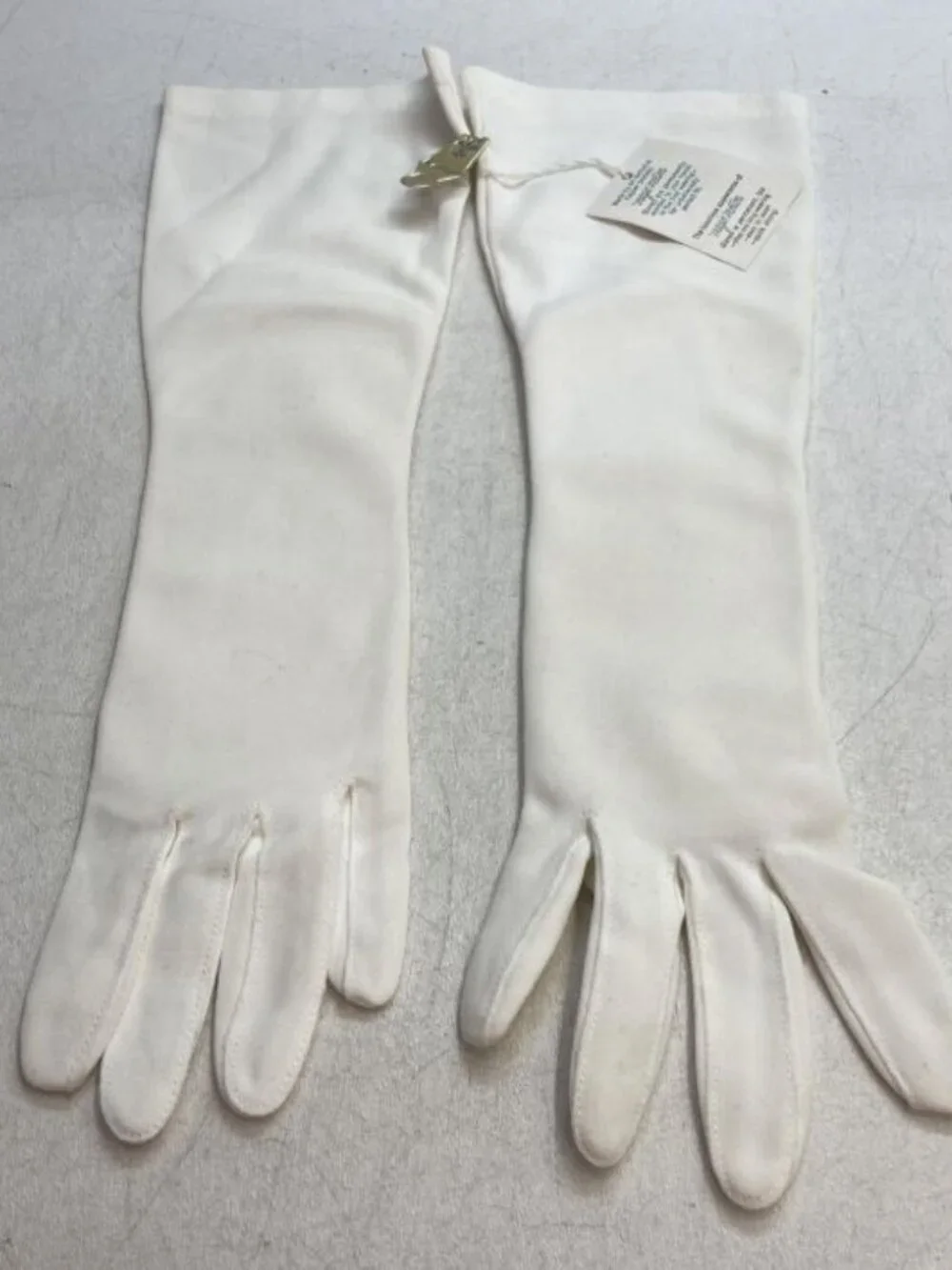 Vintage 70s Kayser Women's White Magic Motion Stretch Gloves NWT One Size